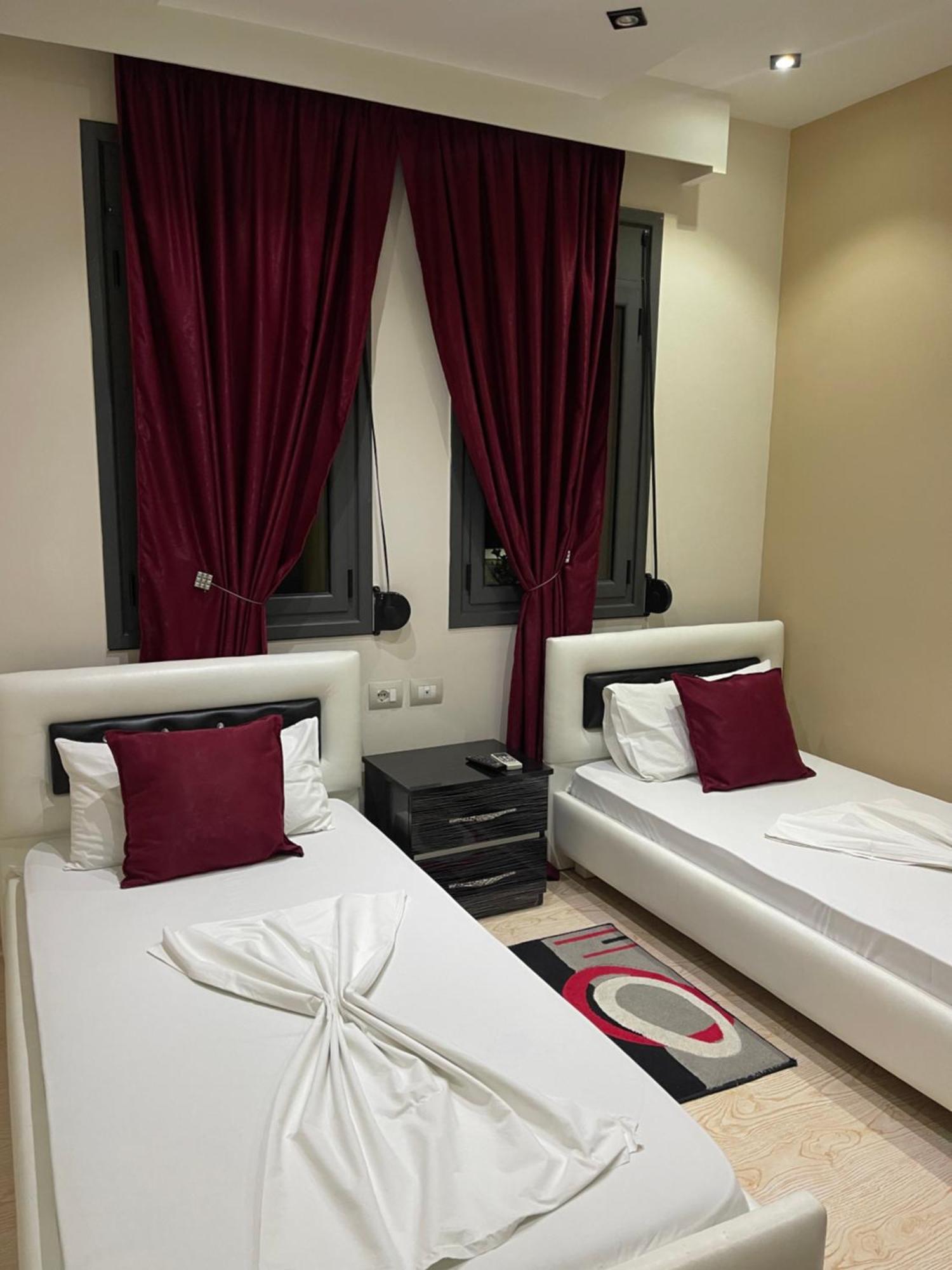 Hotel Selfo Dervisciani 外观 照片