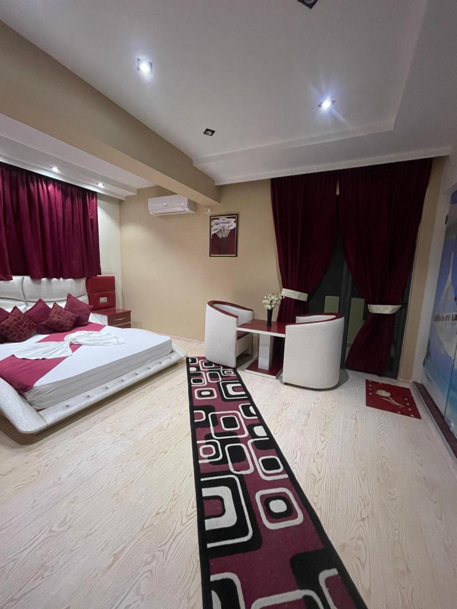 Hotel Selfo Dervisciani 外观 照片