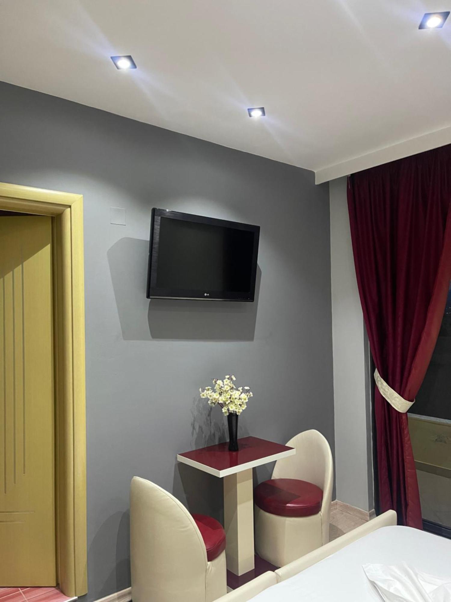Hotel Selfo Dervisciani 外观 照片