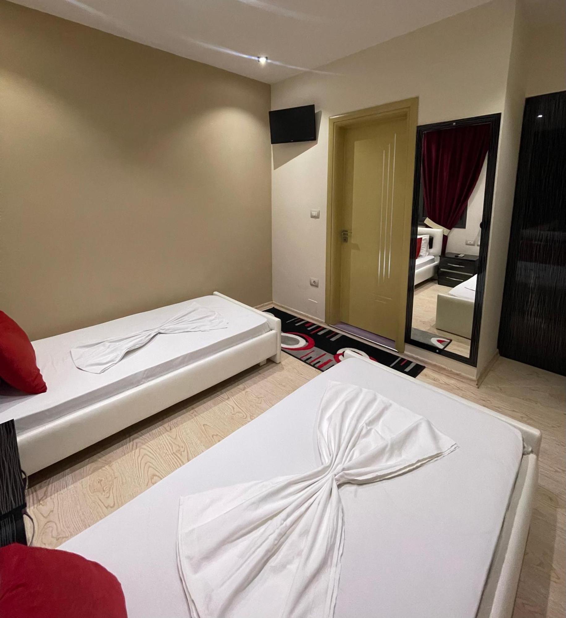 Hotel Selfo Dervisciani 外观 照片